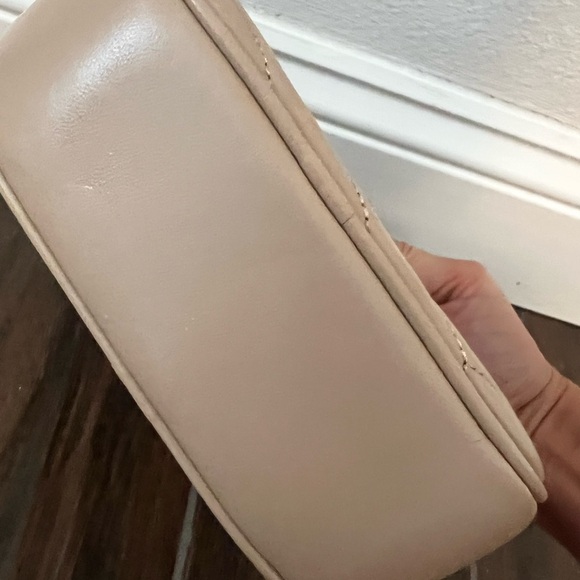 Tory Burch Small Kira Chevron Quilted Crossbody Bag - Picture 7 of 7